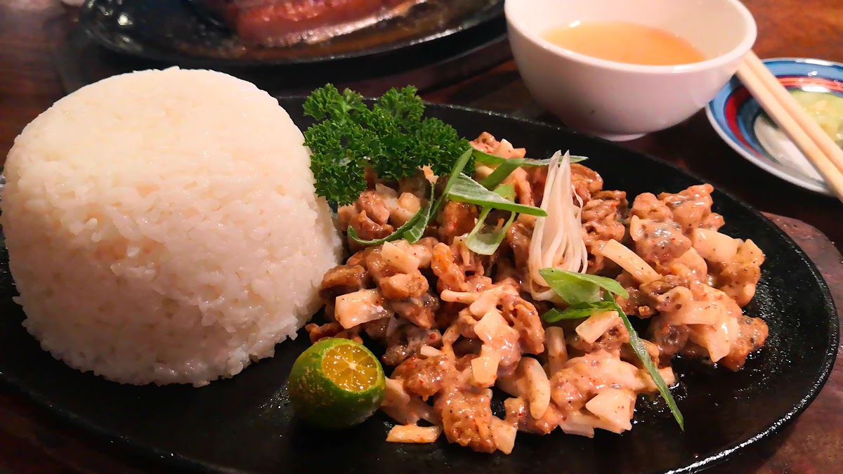 Overtones-Ito Sushi Bar and Japanese Restaurant Photo 2