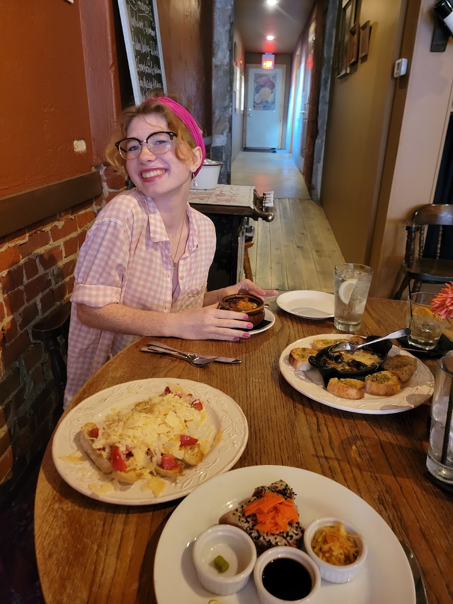 Farm And Hearth Woodfired Bistro Photo 6