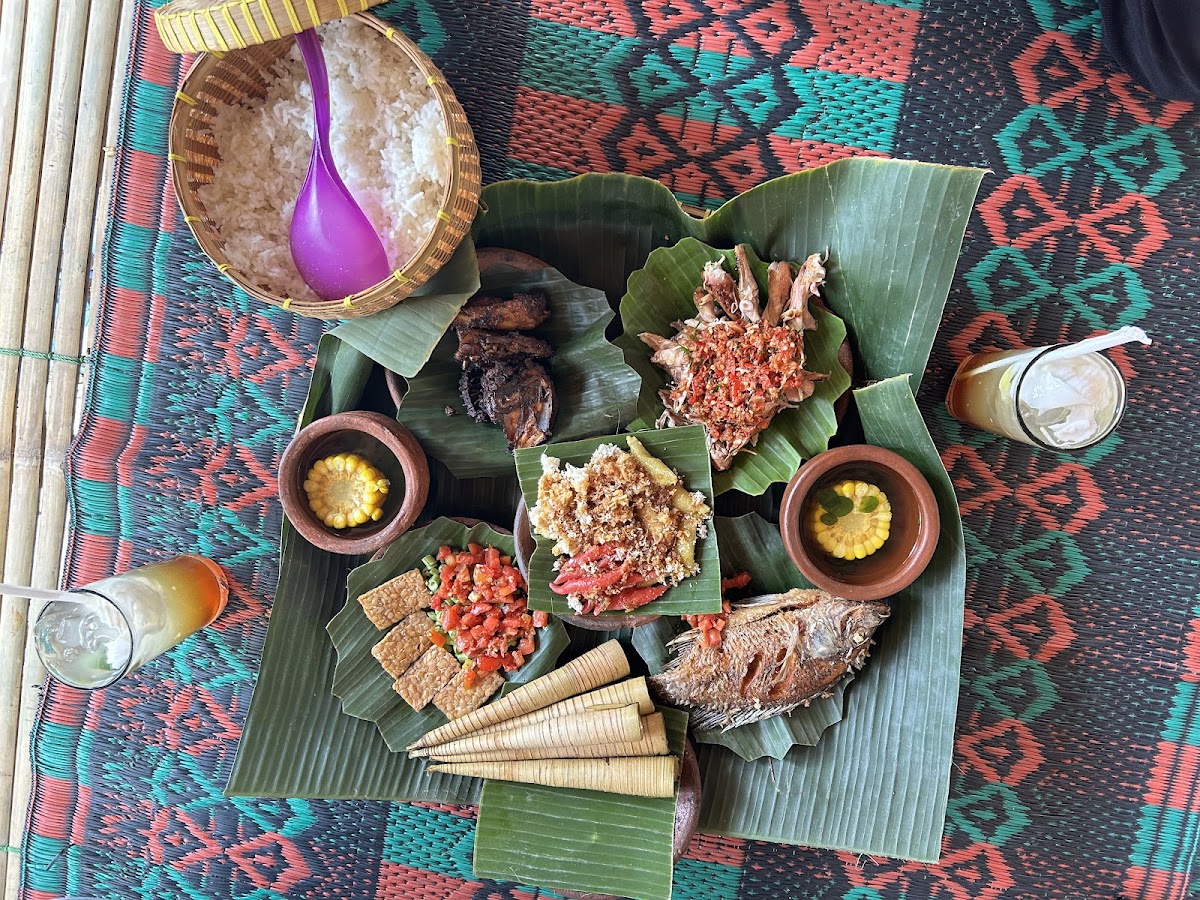 Pasar Bambu Bonjeruk Photo 5