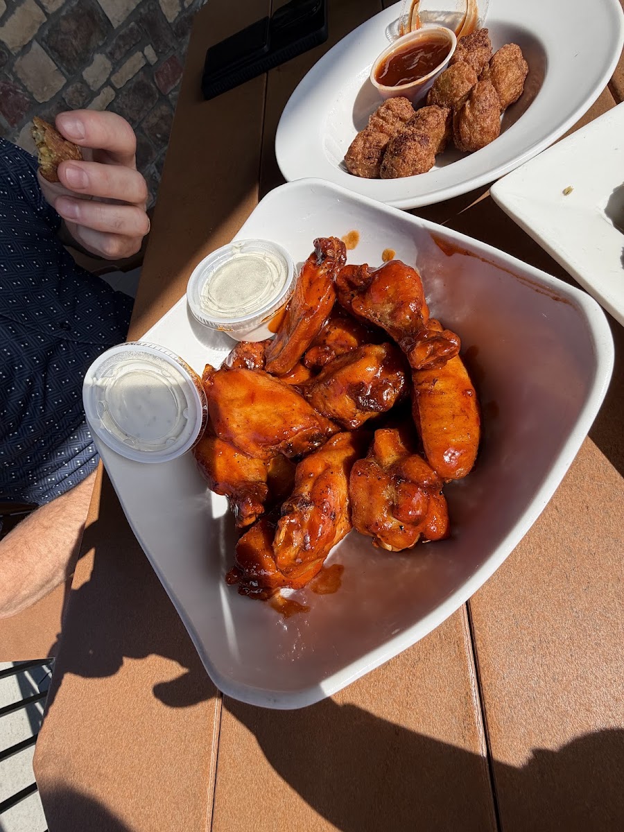 The Bucket at Eagle View Photo 4