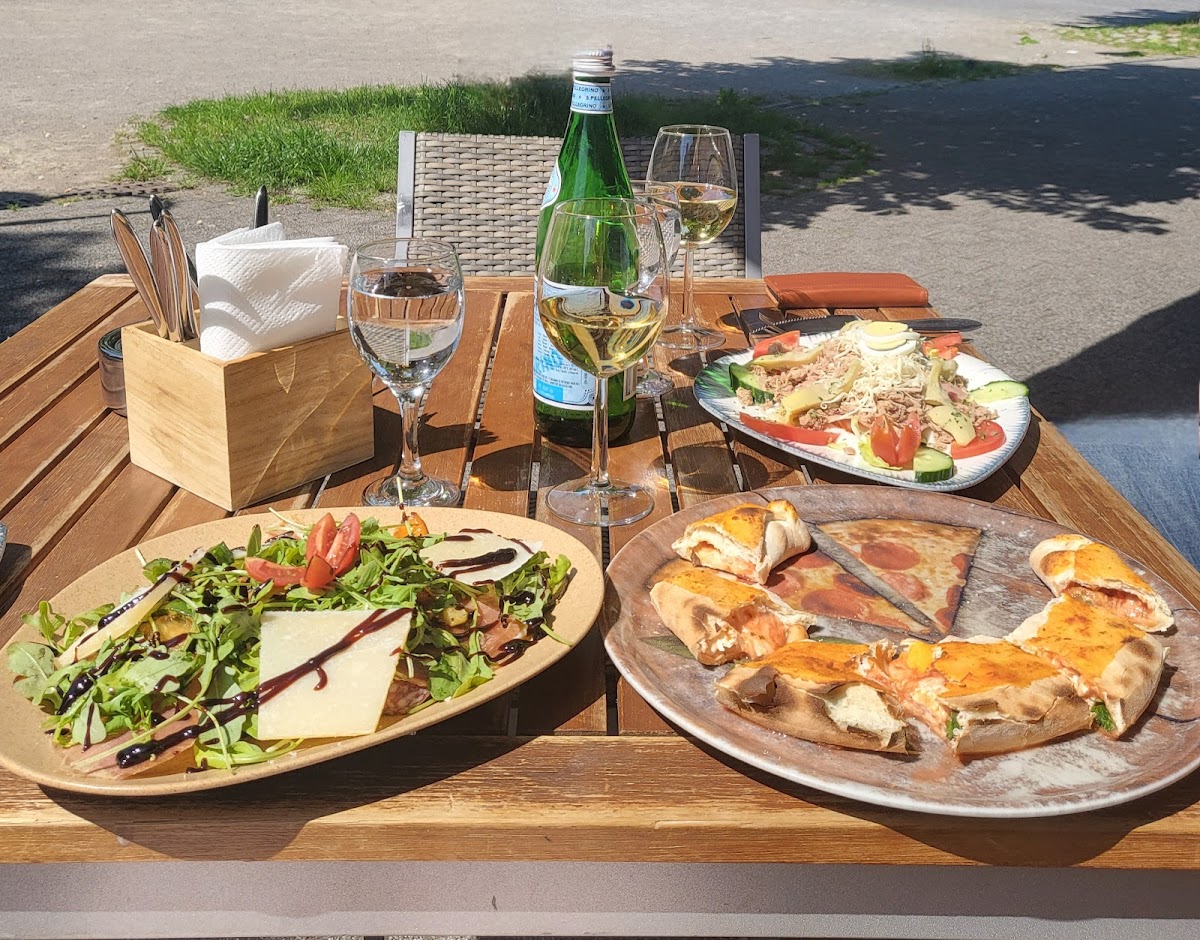 Pizzeria Pitter und Paul Photo 2