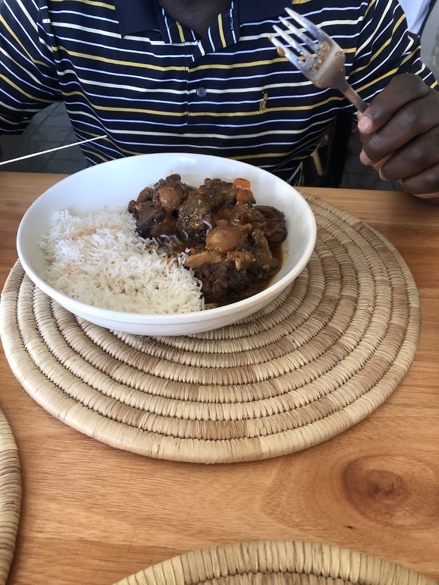 Monya's Restaurant Photo 7