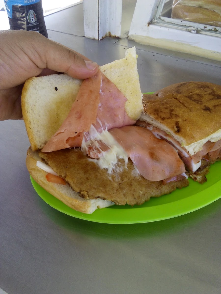 Super Tortas Cubanas Photo 5