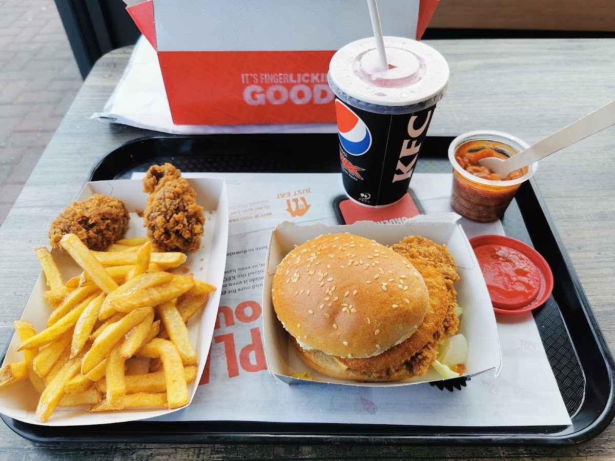 KFC Glasgow - Motherwell Photo 8
