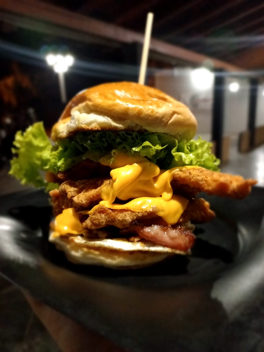 Brutu's lanches e porçoes