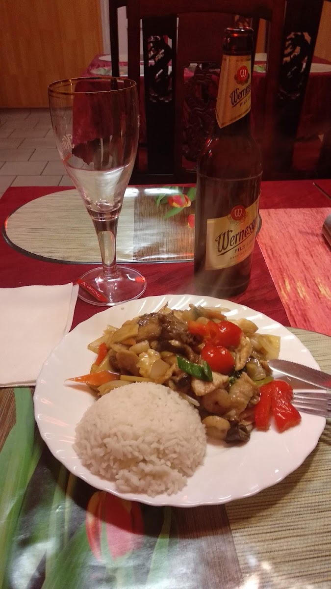 Asia Bistro Hoang Long Photo 5