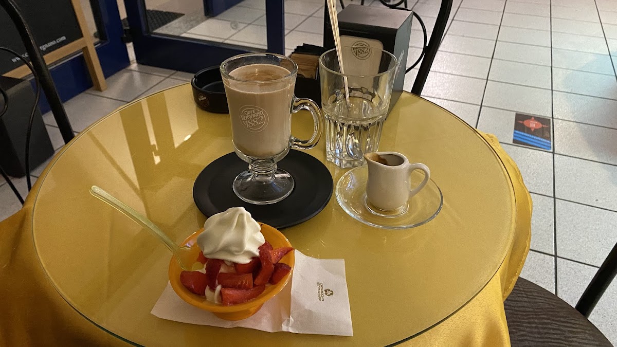Gelateria Dolce Vita Photo 7