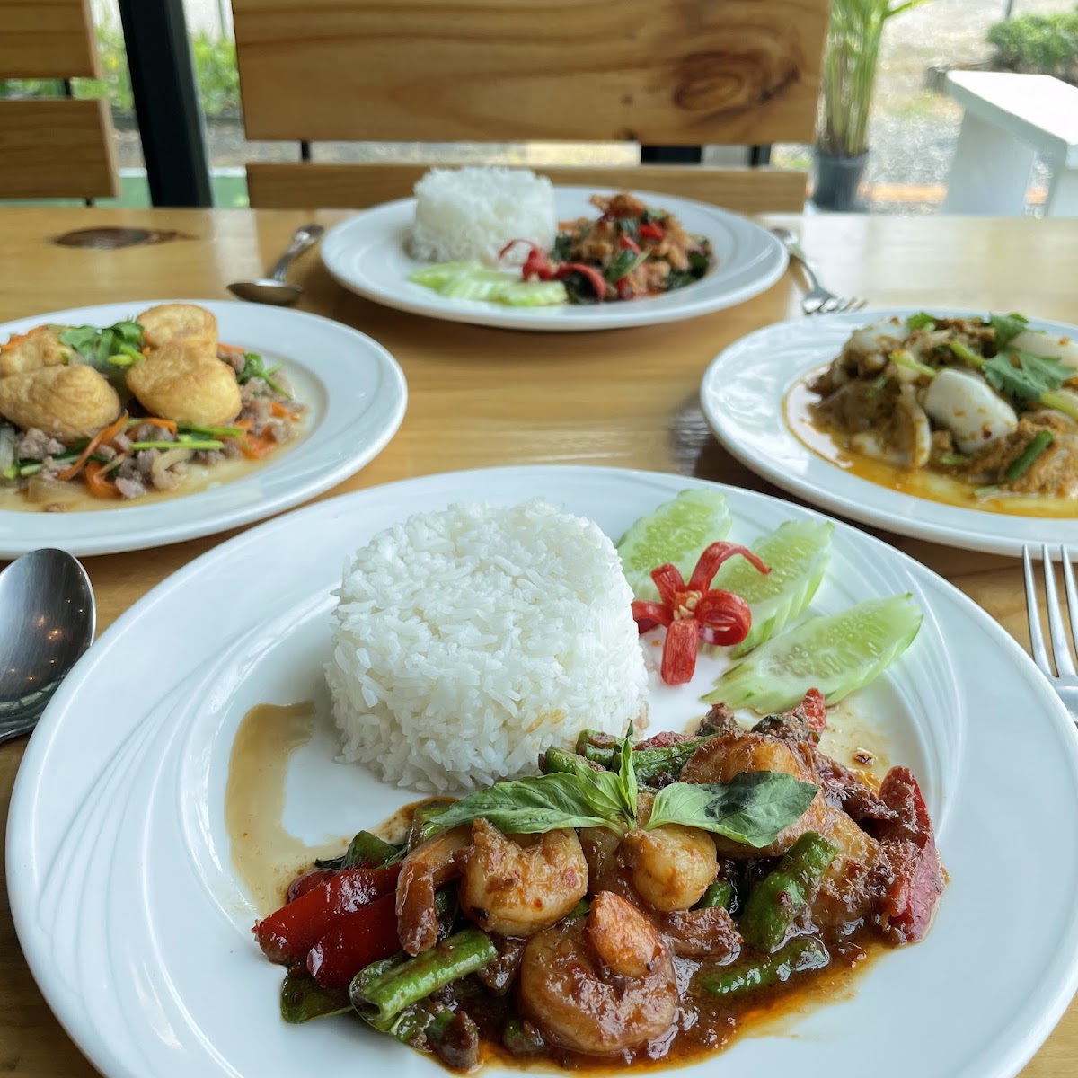 Hunza Cafe and Pizza Photo 2