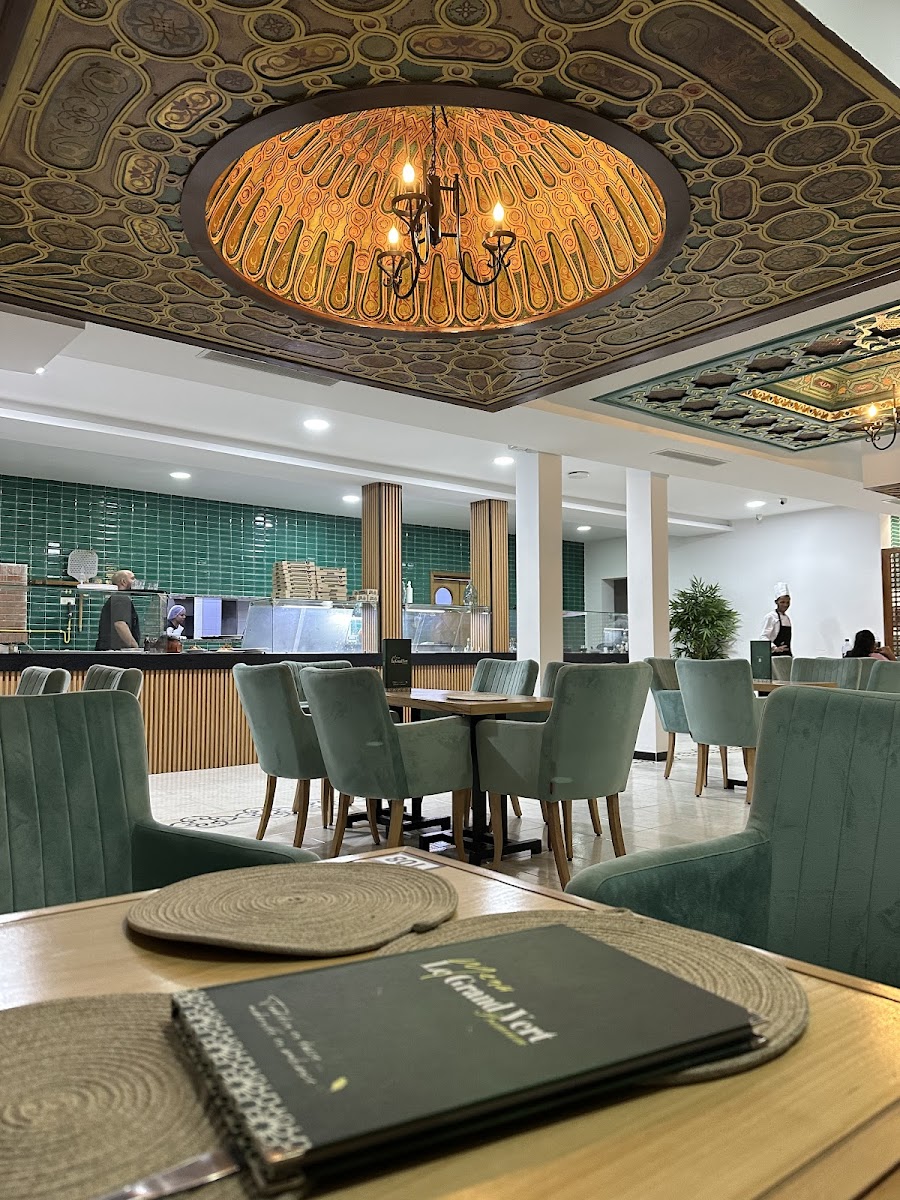 Le Grand Vert Premium Photo 7
