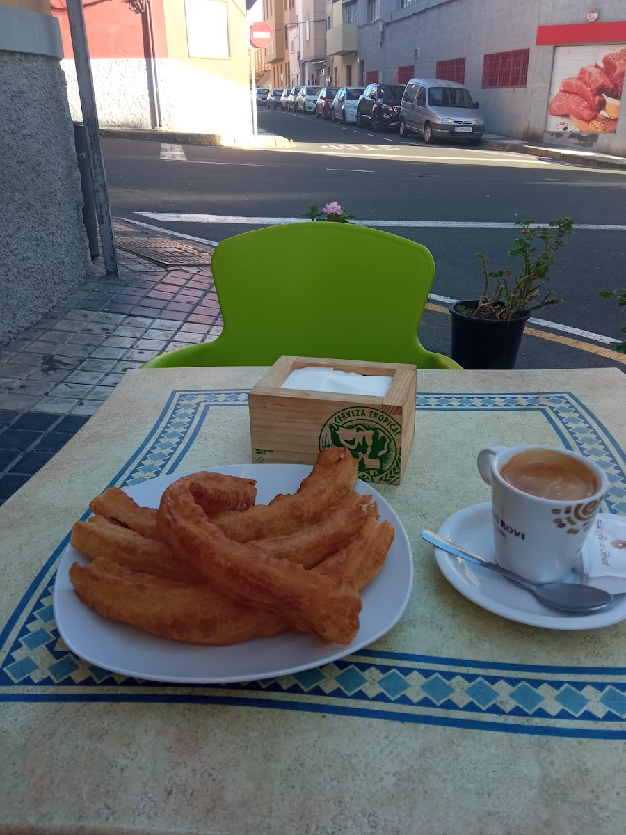 Olivares Cafeteria Churreria Piscolabis Photo 5