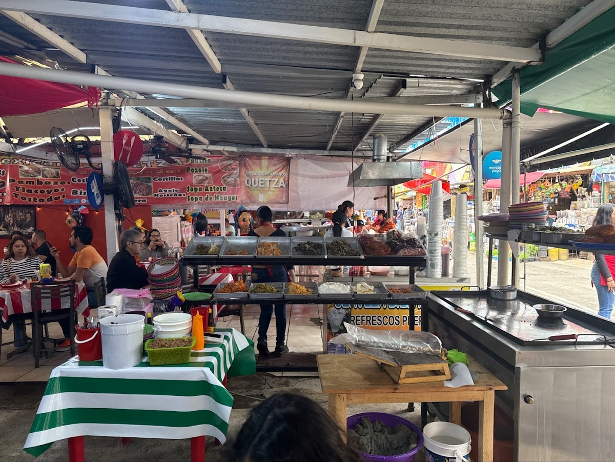 Antojitos mexicanos QUETZA Bere