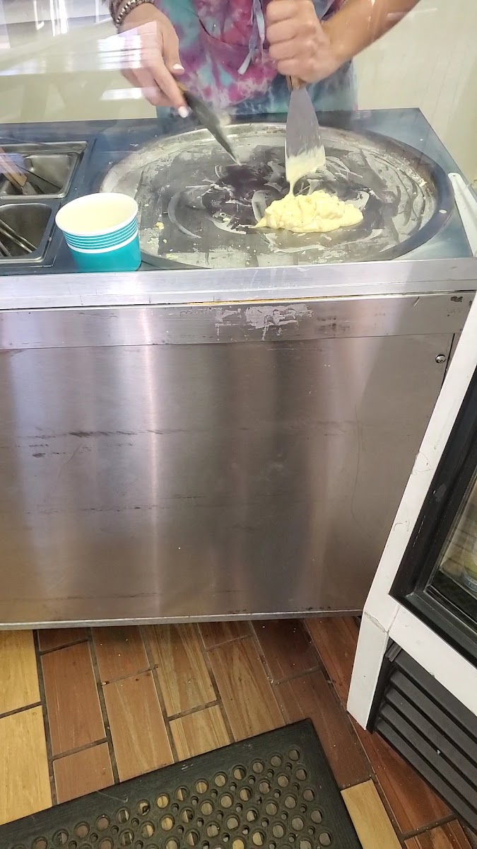 Aloha Ice Cream Photo 2