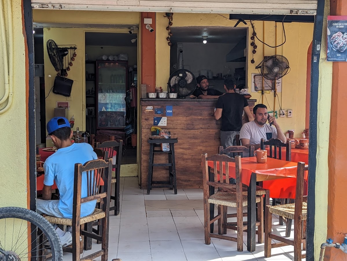 Cenaduría Rincón Tlaquepaque ll