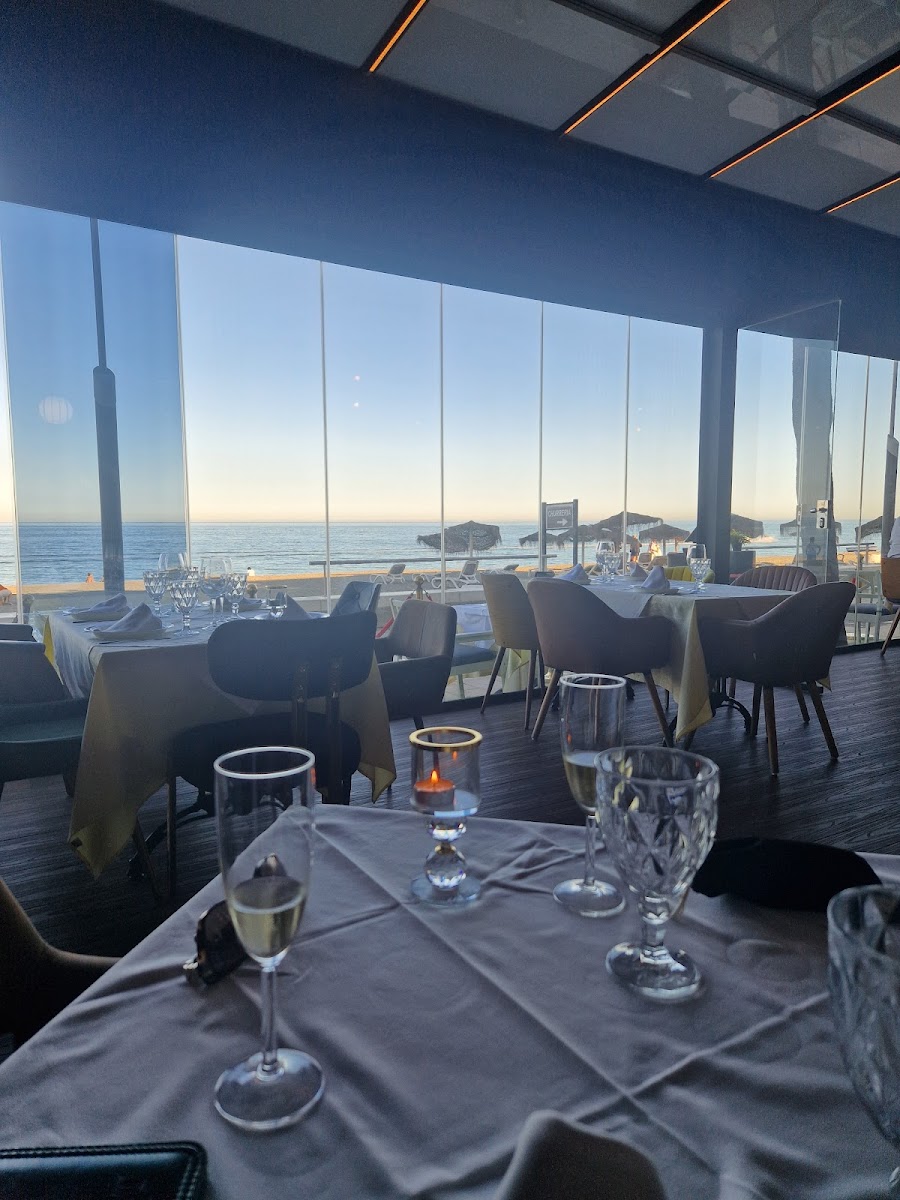 Oliver Twist Restaurant Photo 3