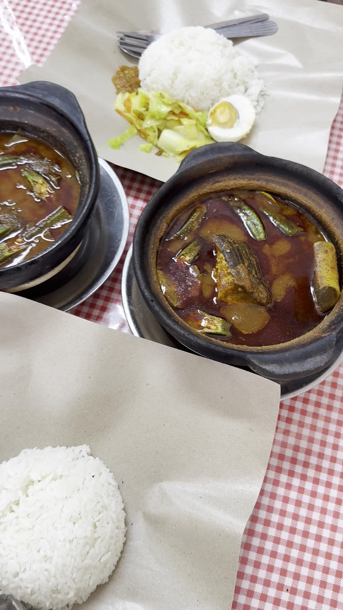 Asam Pedas Claypot Dahliea Ria Photo 2