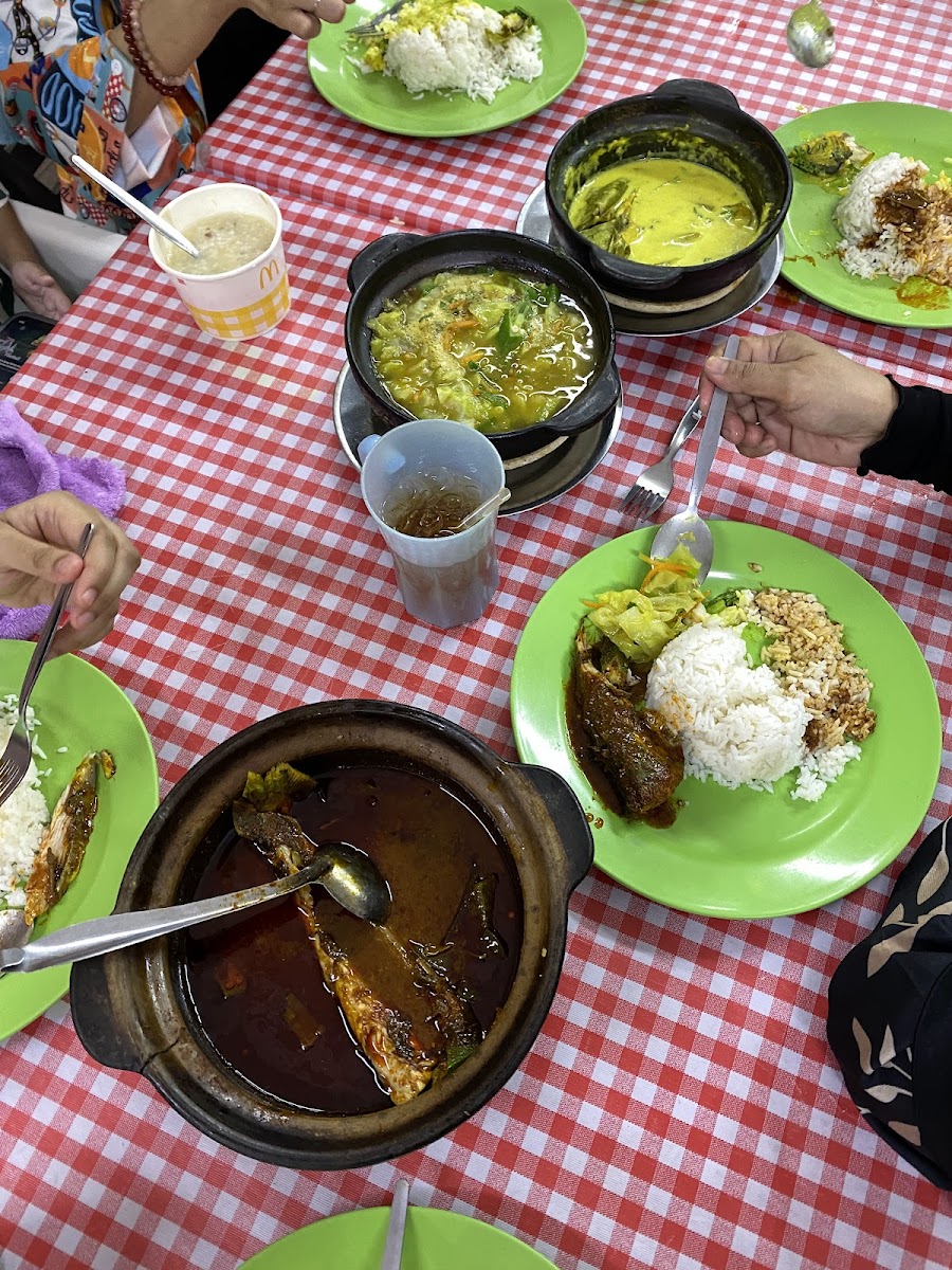 Asam Pedas Claypot Dahliea Ria Photo 6