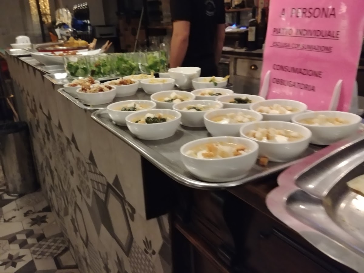 Trivella Kitchen Photo 8