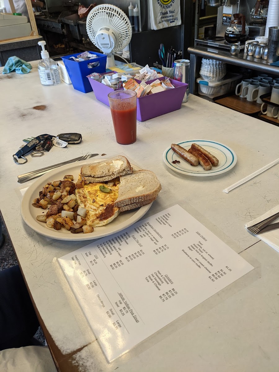 Al's Diner Photo 10