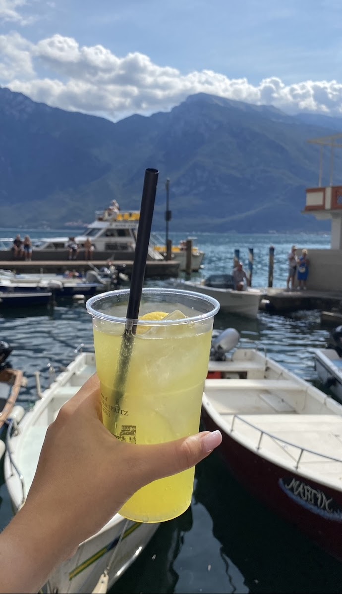 House of Lemonade and Spritz Photo 9