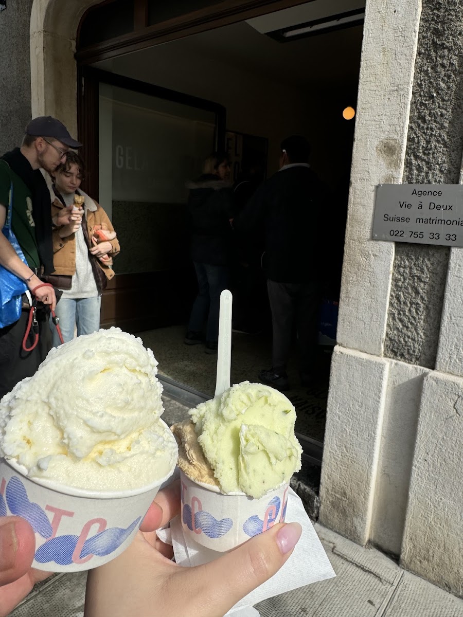 Gelatomania Carouge Photo 7