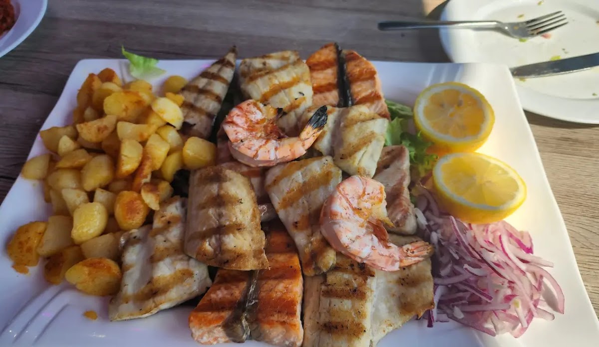 Orkinus Fisch-Grill-Haus Photo 4