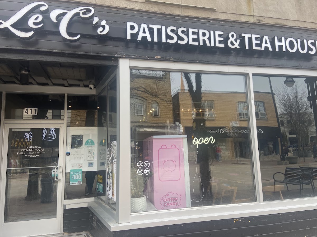 Le C's Patisserie & Tea House