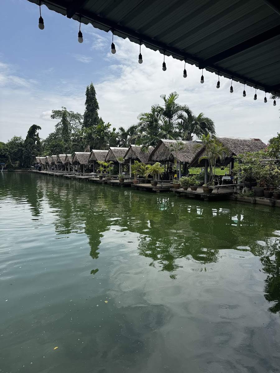 Fishing Hut Photo 4