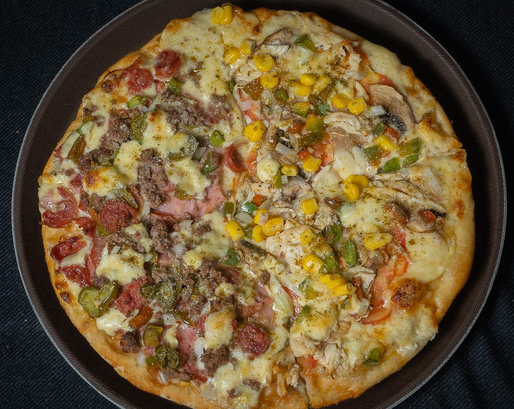 Pieros Pizza Photo 8