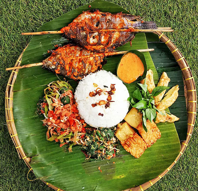 Karambia Family Resto Photo 3