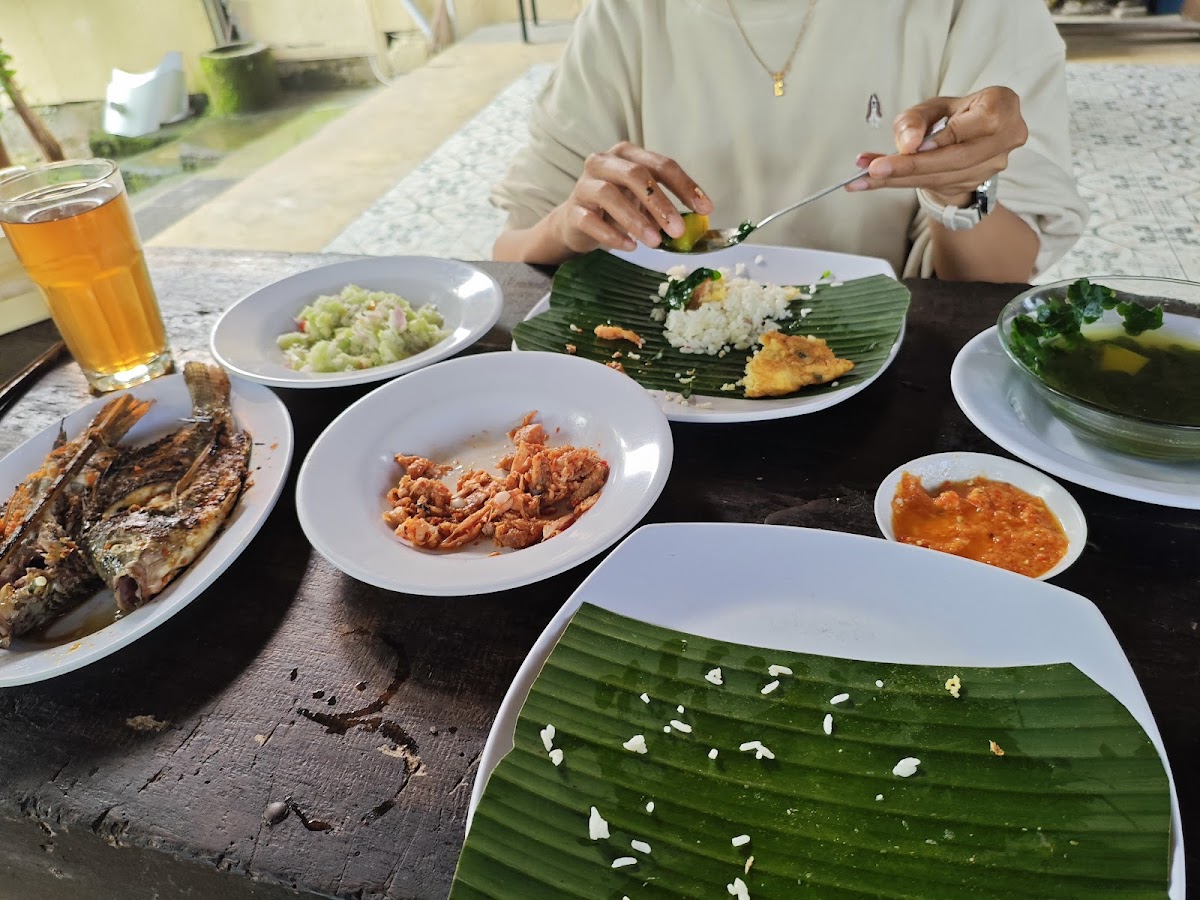 Karambia Family Resto Photo 5