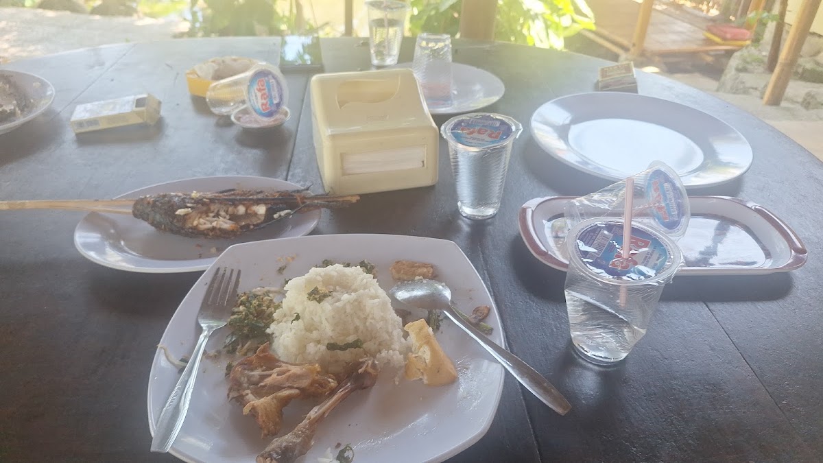 Karambia Family Resto Photo 7