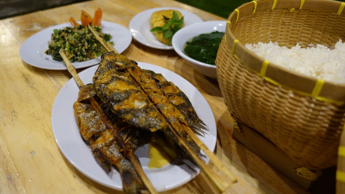 Karambia Family Resto Photo 8