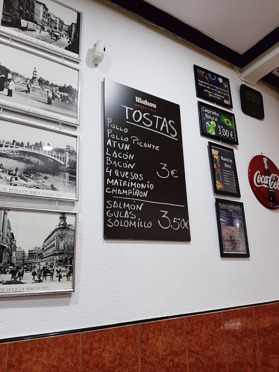 Bar Monica Photo Menu 9