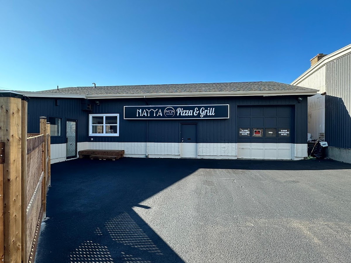 Nayya Pizza and Grill | Pizza Restaurant in Halifax