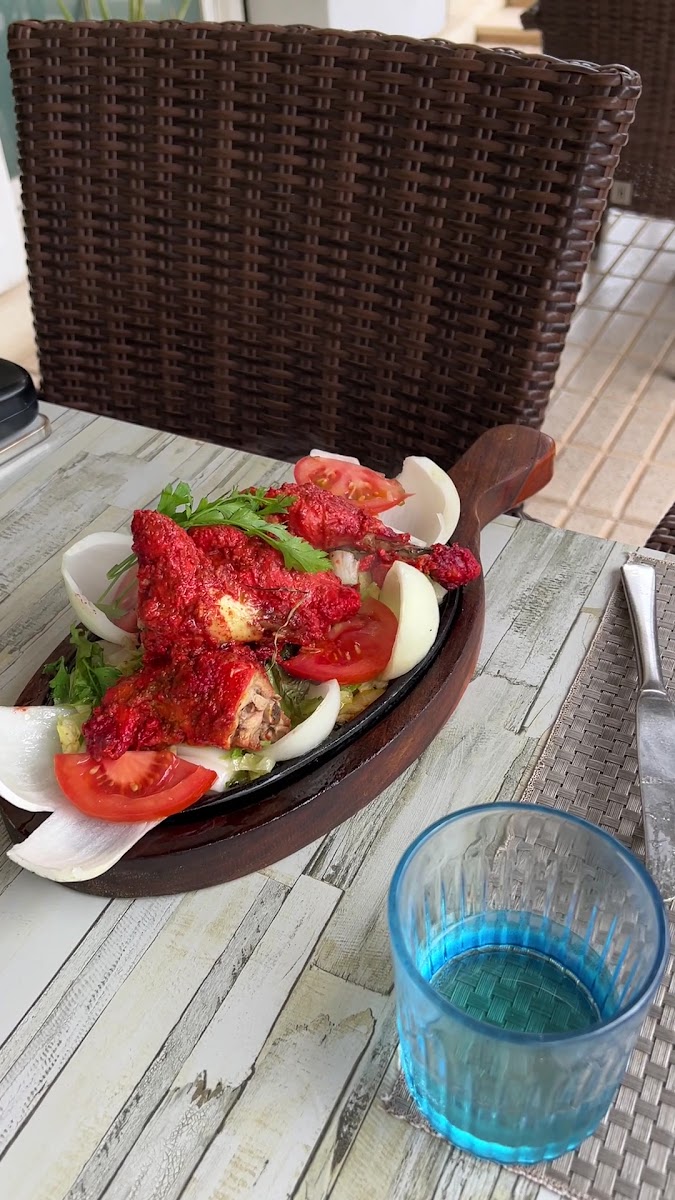 Bay Leaf Restaurant & Curry House Photo 2
