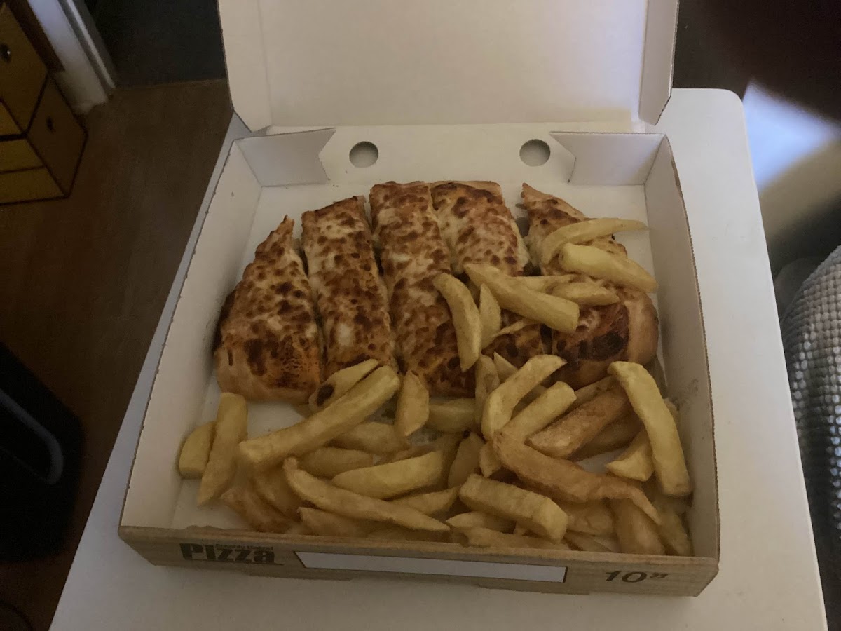 Frydayz Of Shildon Photo 7