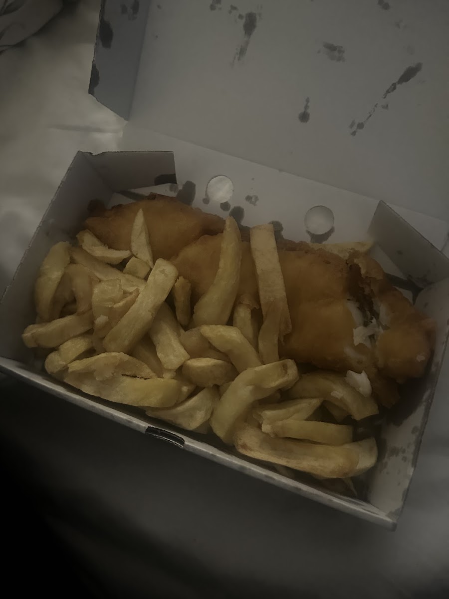 Maria's Fish, Chips & Kebabs Battersea Photo 5