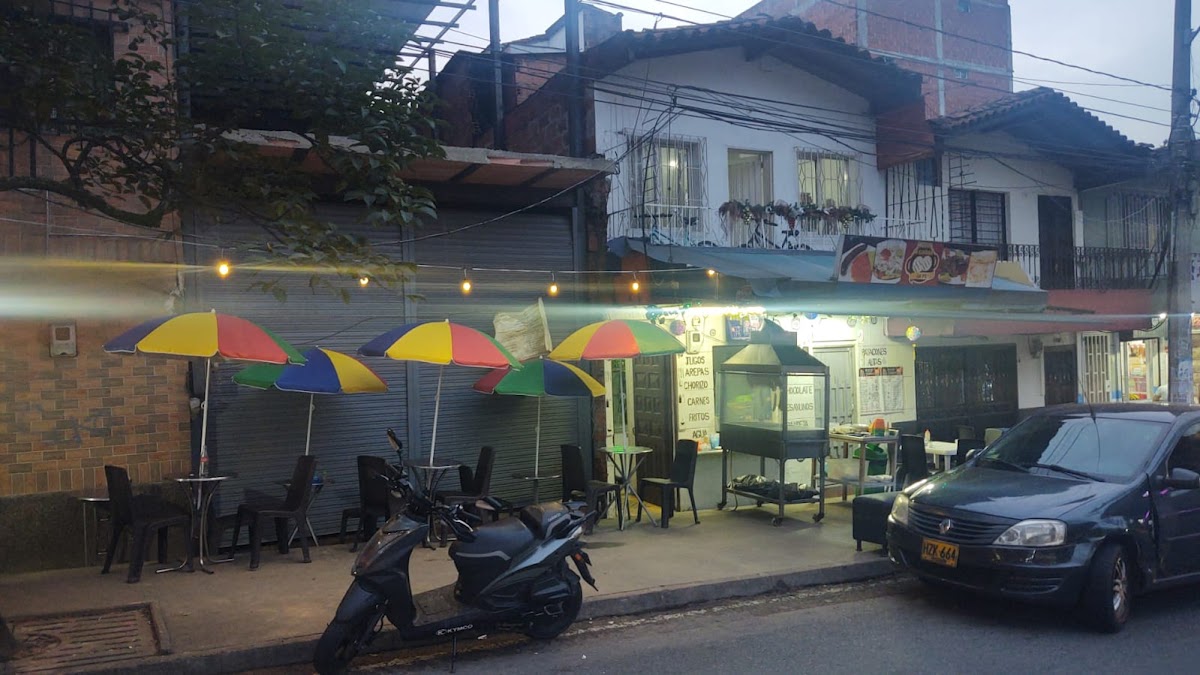 AREPAS ALCARBON LA 92 Photo 2