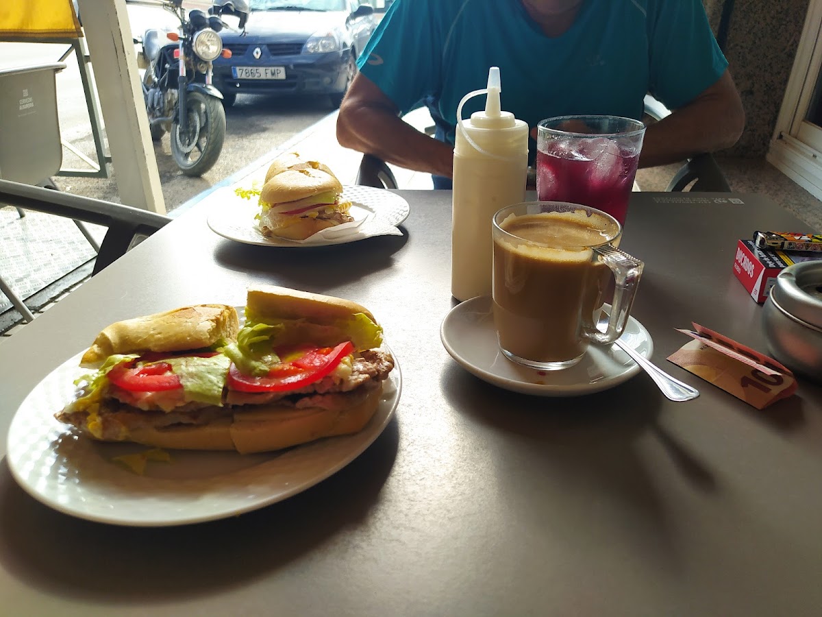 Cafeteria Mari Carmen Photo 8