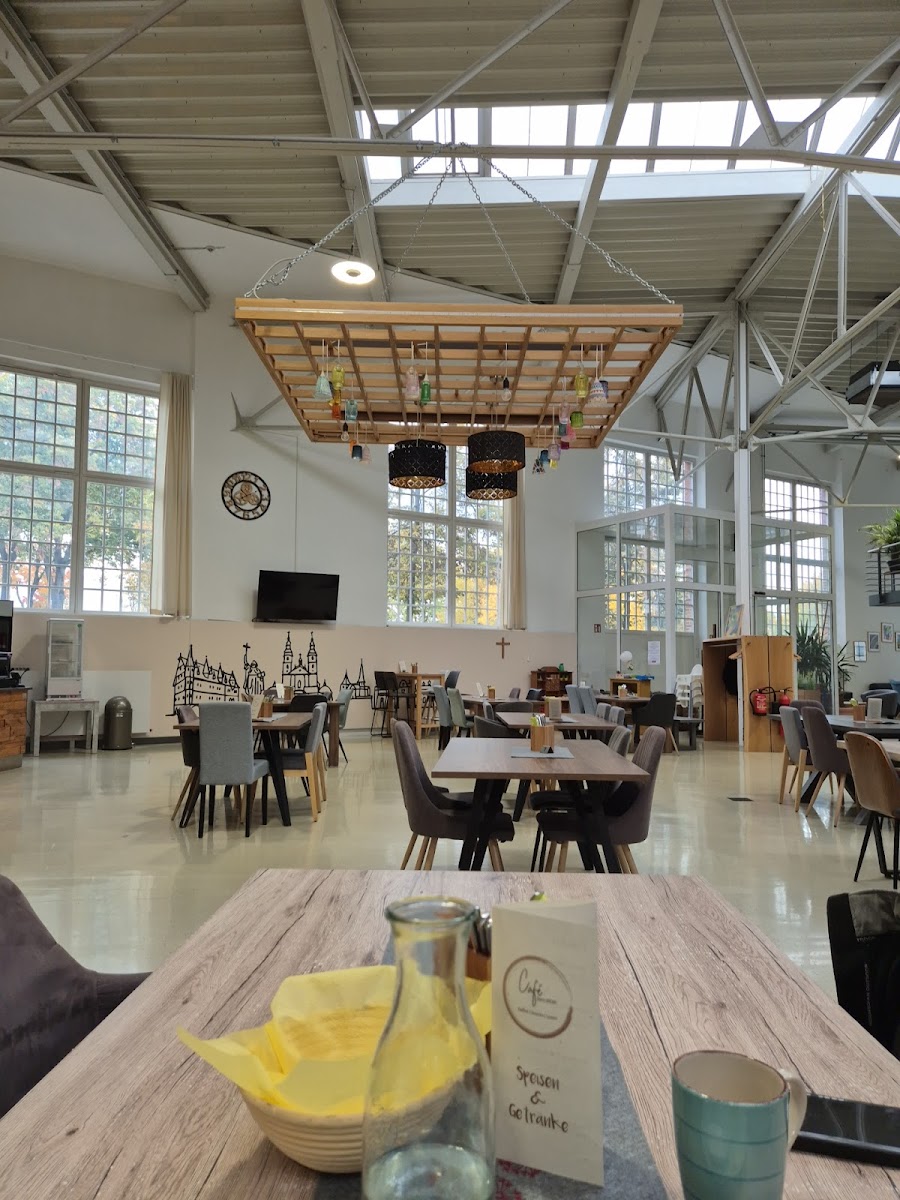 Cafe bunt.WERK Photo 3