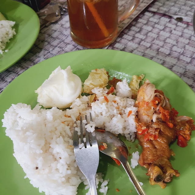 Nasi Ayam Keprek