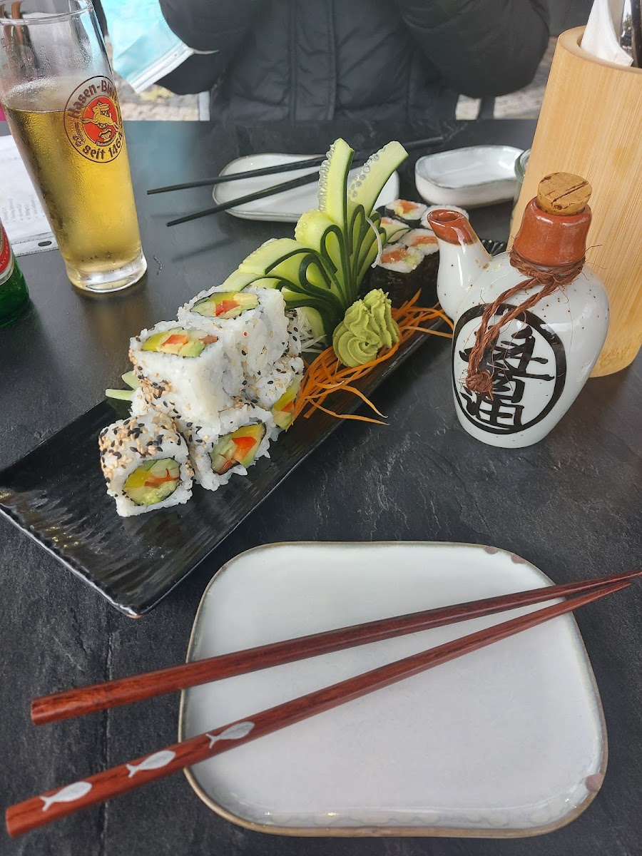 Jinbu Sushi Photo 10