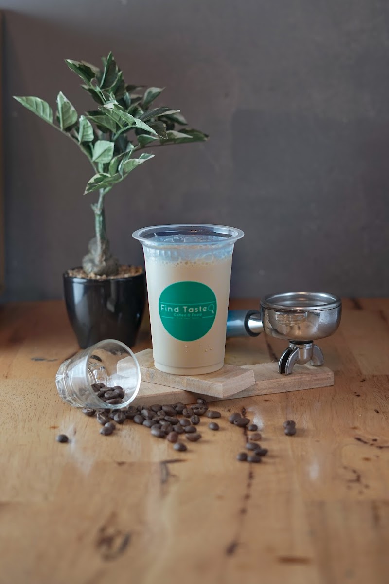 Find Taste Coffee and Food Photo 4