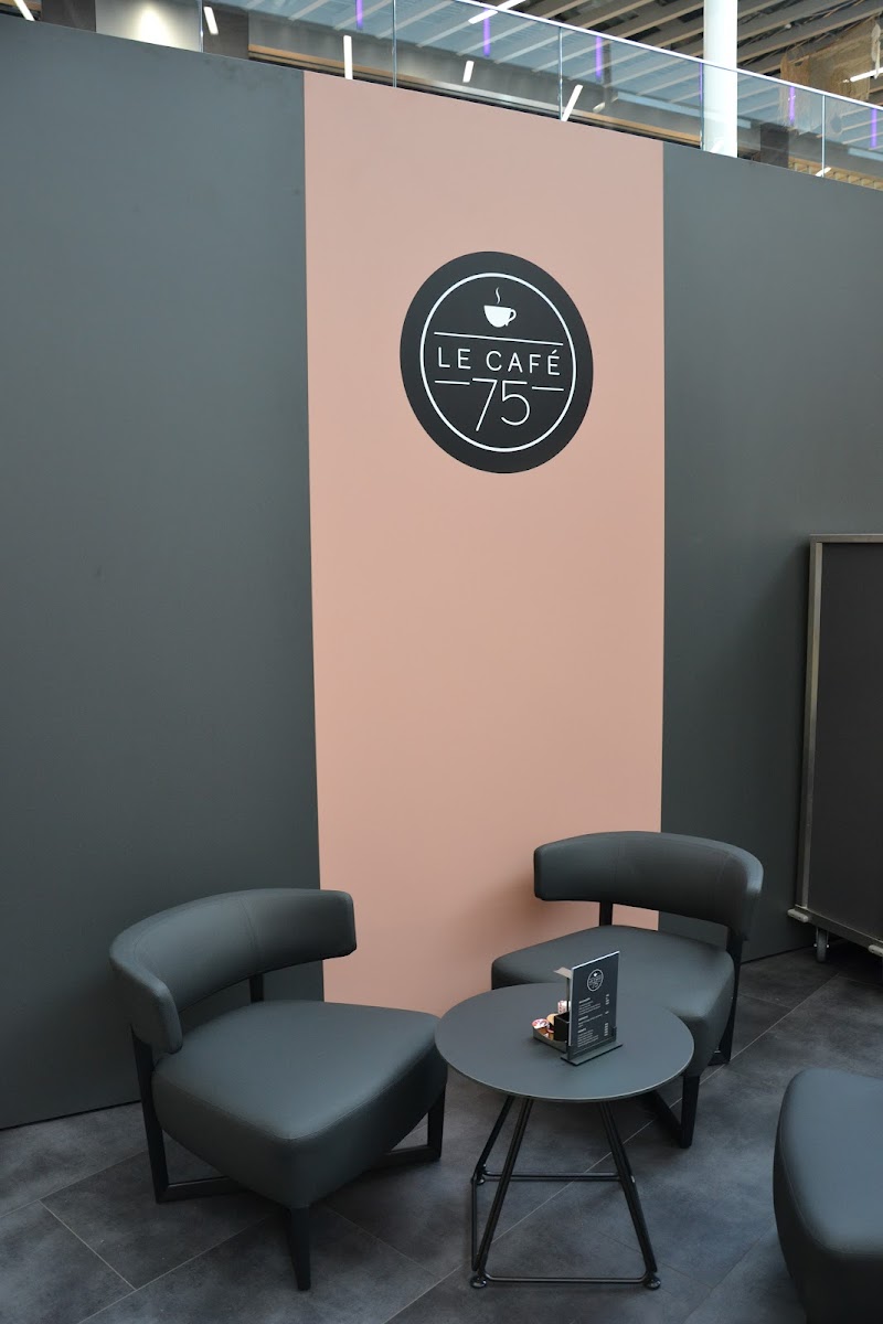 Le Café 75 Photo 3