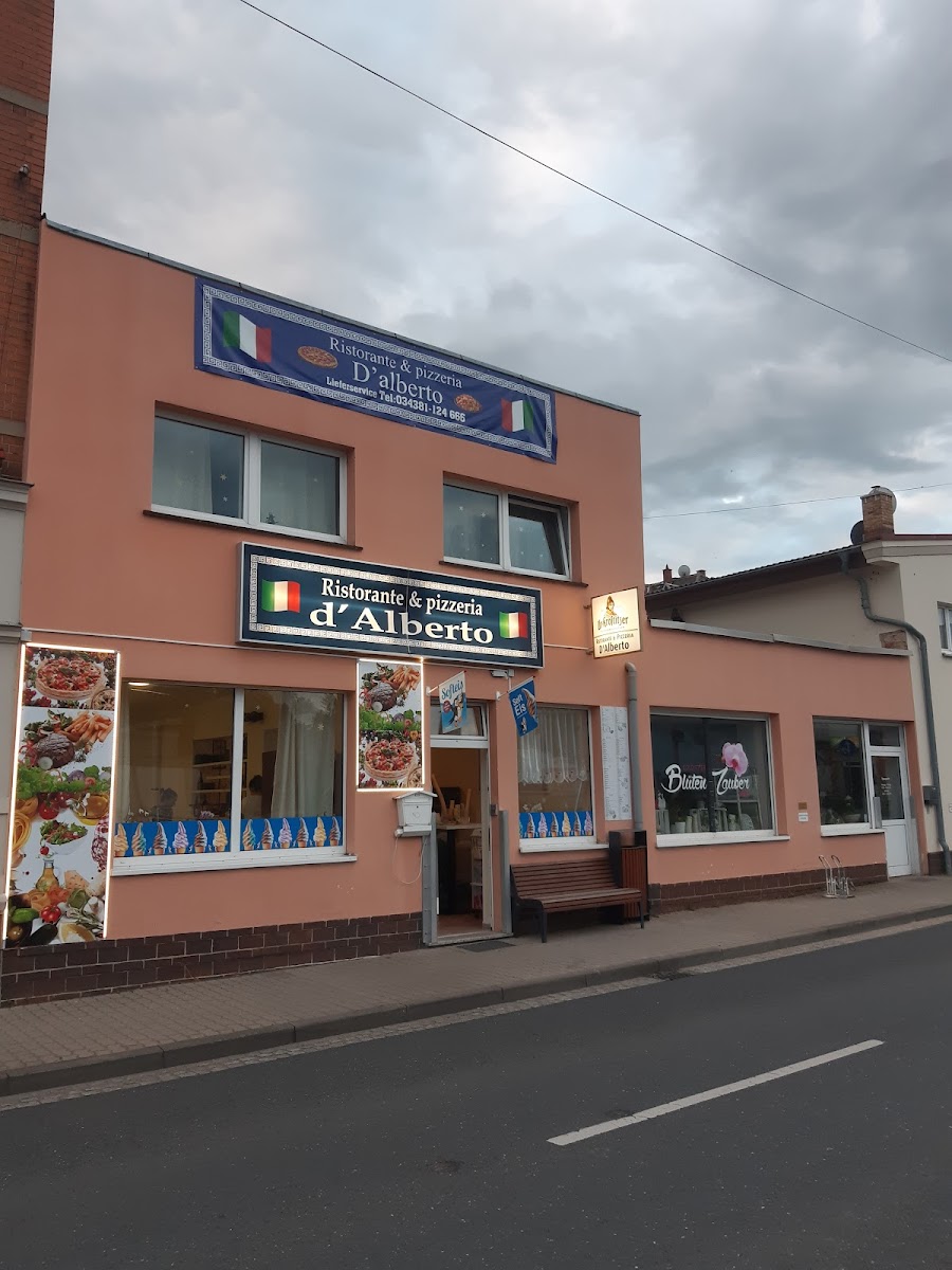 Pizzaria & Ristorante Photo 4
