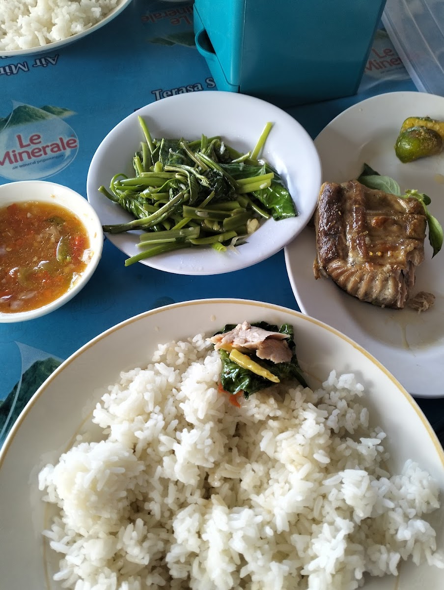 Dapur Desa Photo 9