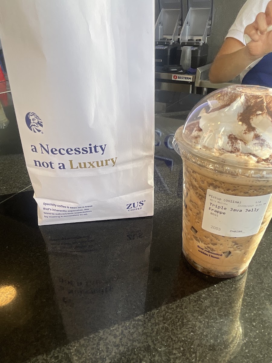 ZUS Coffee - Central Mall Binan Photo 6