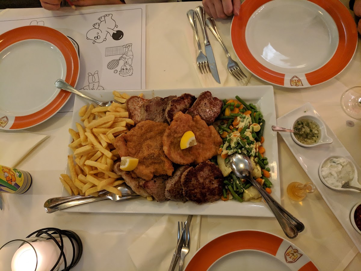 Tunici's Restaurant Ahrensburg Photo 8