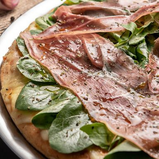 Pizza de Rúcula & Crudo