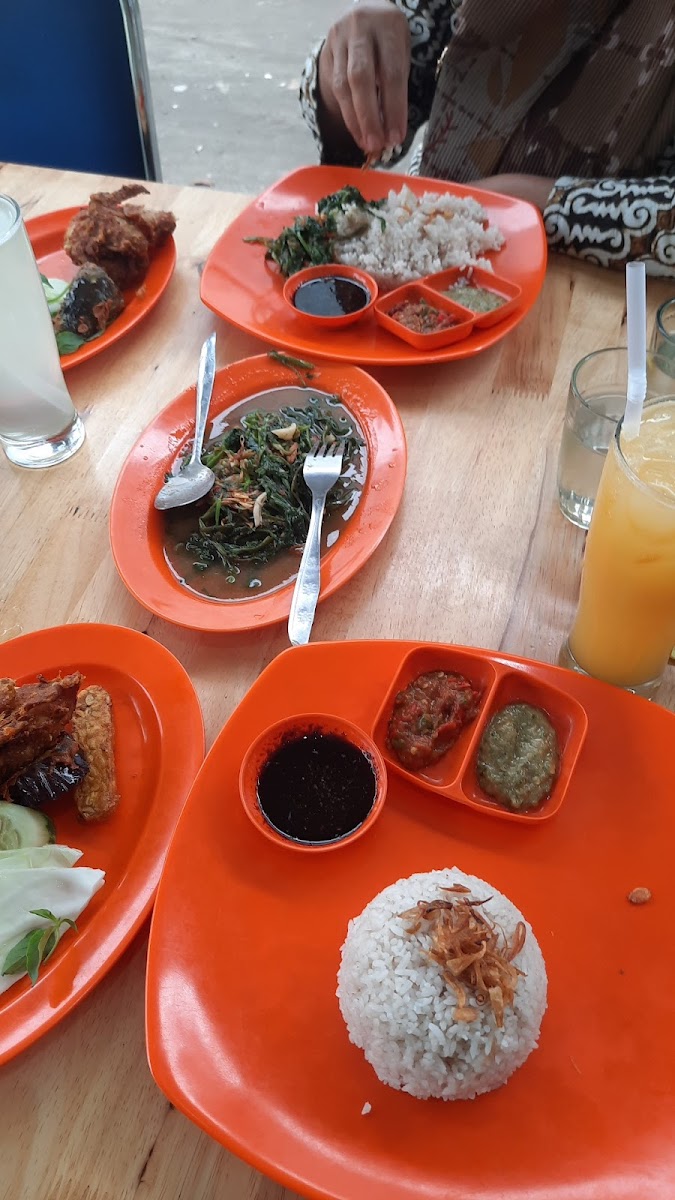 Ayam Bakar Penyet Palapa Klambir Photo 5